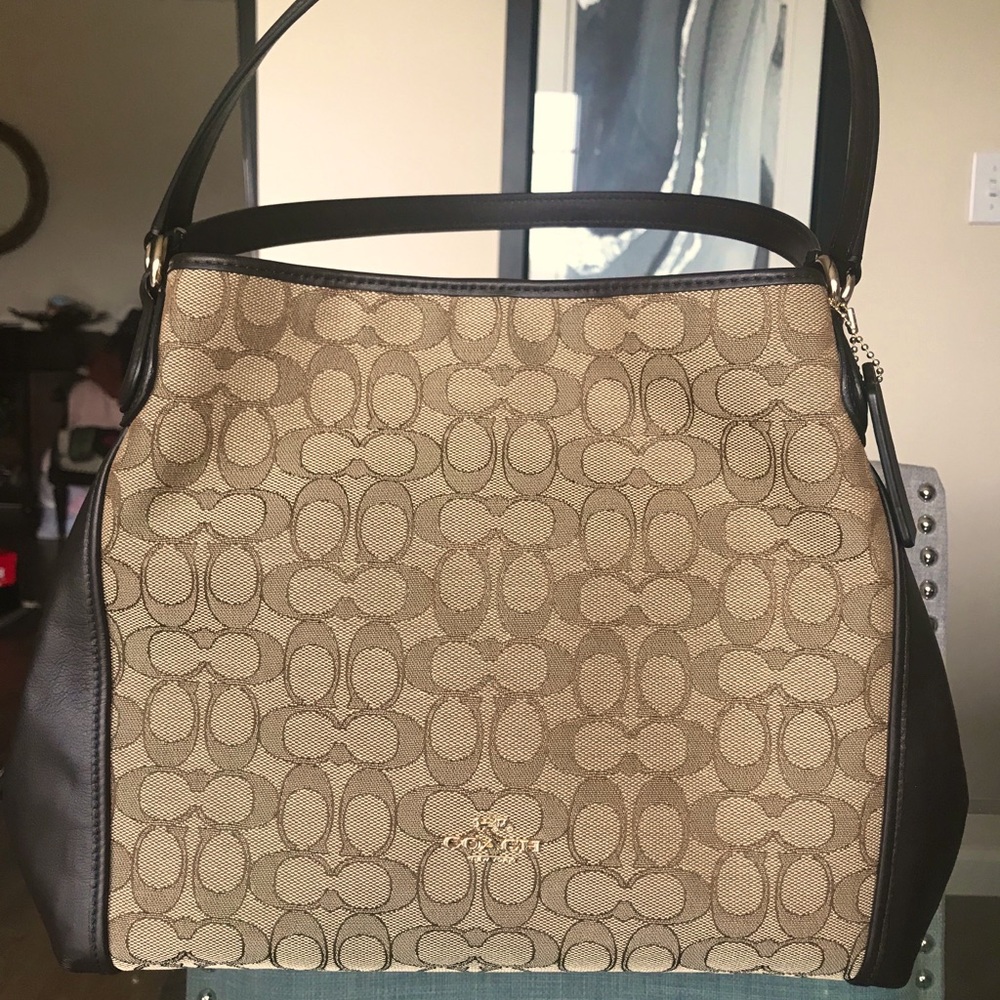 Coach Signature bag